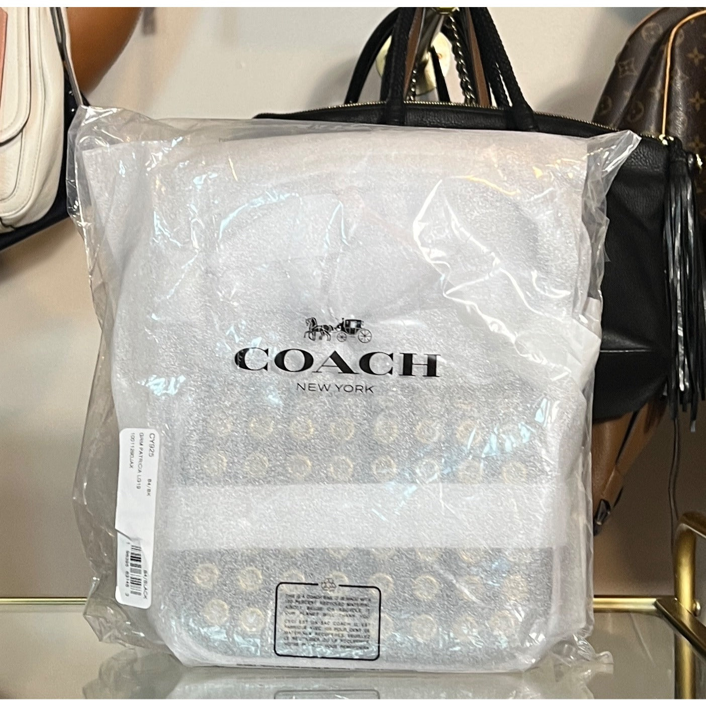 NWT!!  Coach  Patricia Legacy Handbag With Gold Grommet Detailing & Adjustable Strap