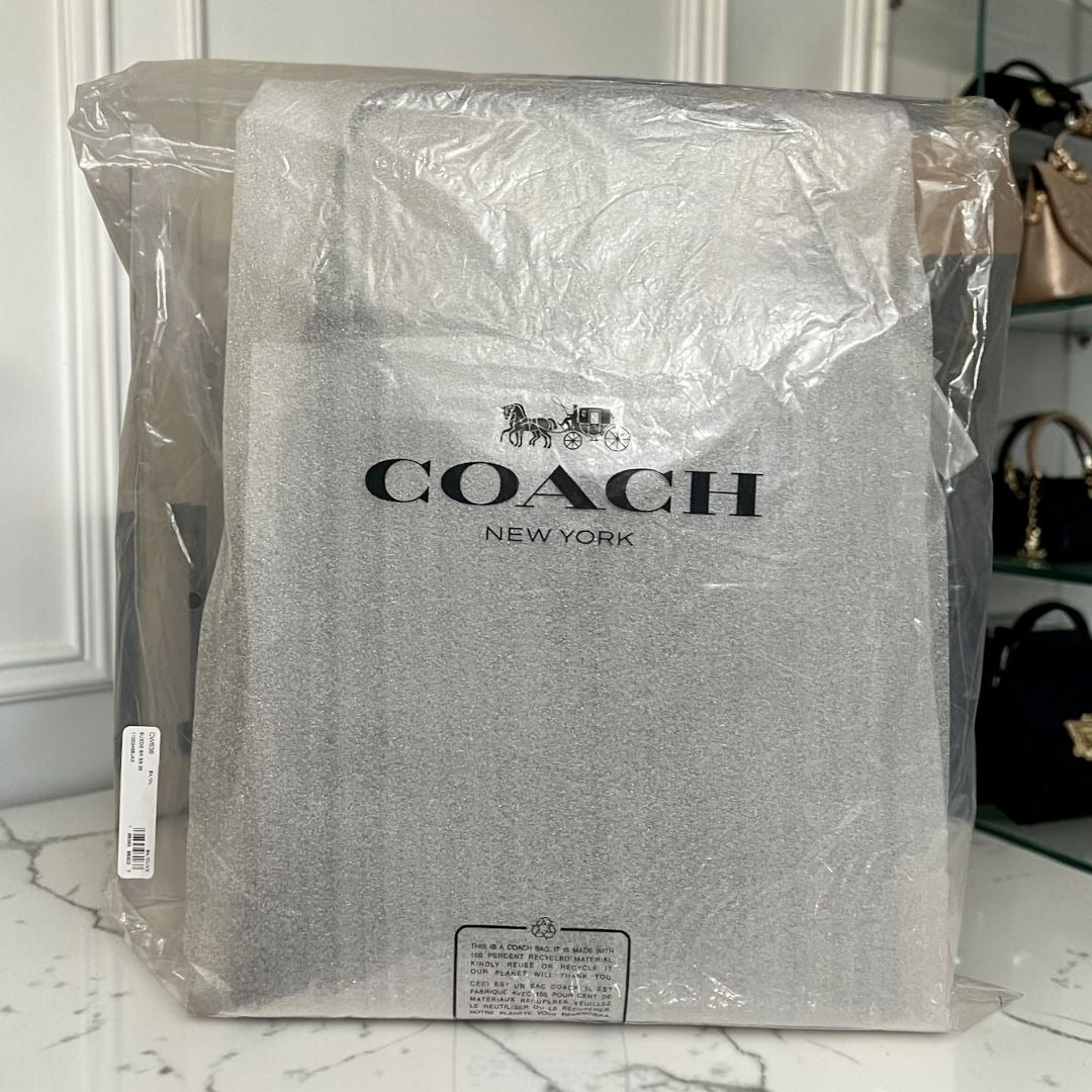 NEW WITH TAG AUTHENTIC COACH BROOKLYN 39 IN OLIVE GREEN SUEDE.      802D173P