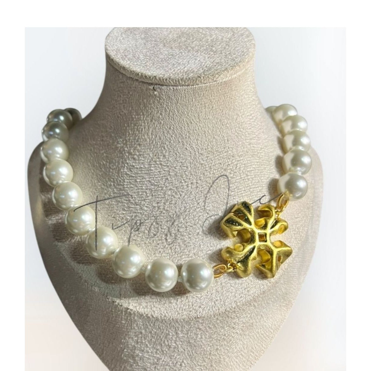Tory Burch Roxanne Pearl and Gold Necklace & Earring Set!!!