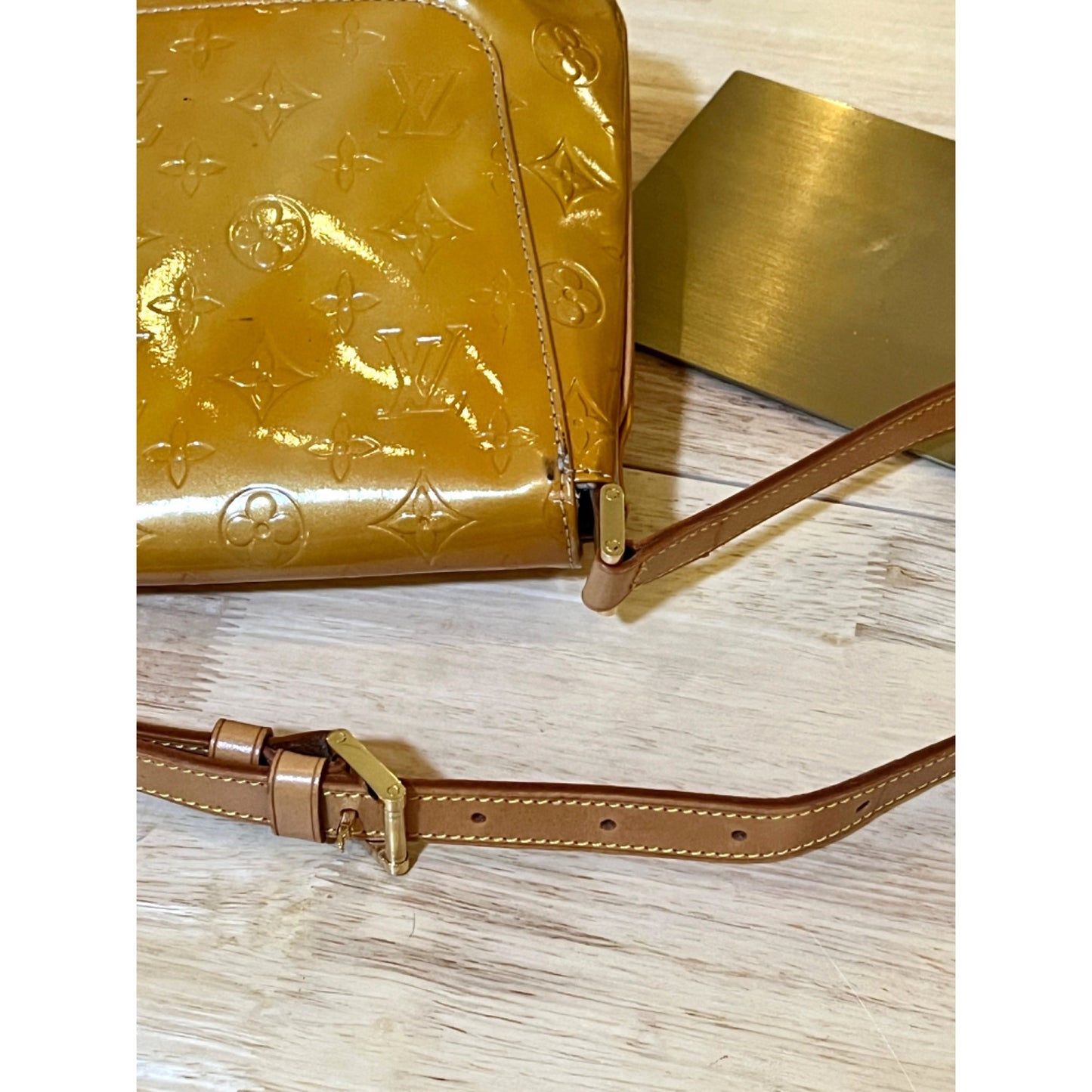 ✺ AUTHENTIC LOUIS VUITTON VERNISE THOMSPON STREET SHOULDER BAG ✺✺